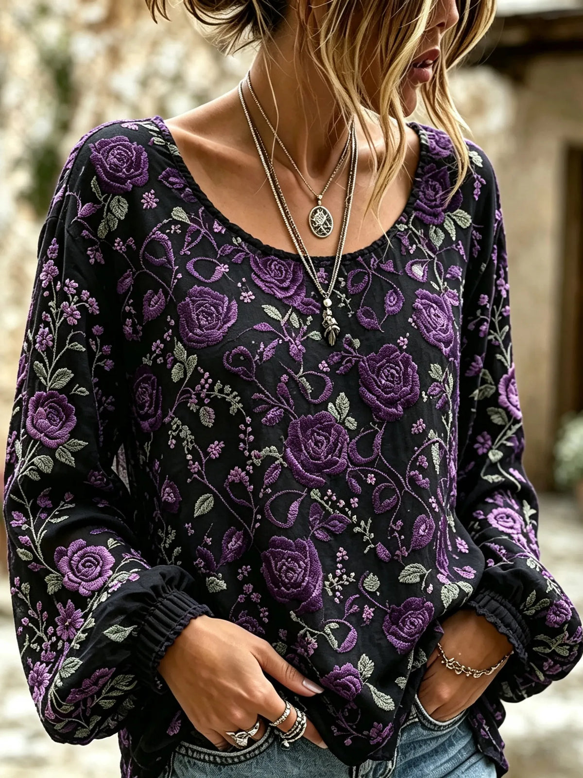 Women's Retro Floral Embroidery Cotton Linen Round Neck Long Sleeve Top