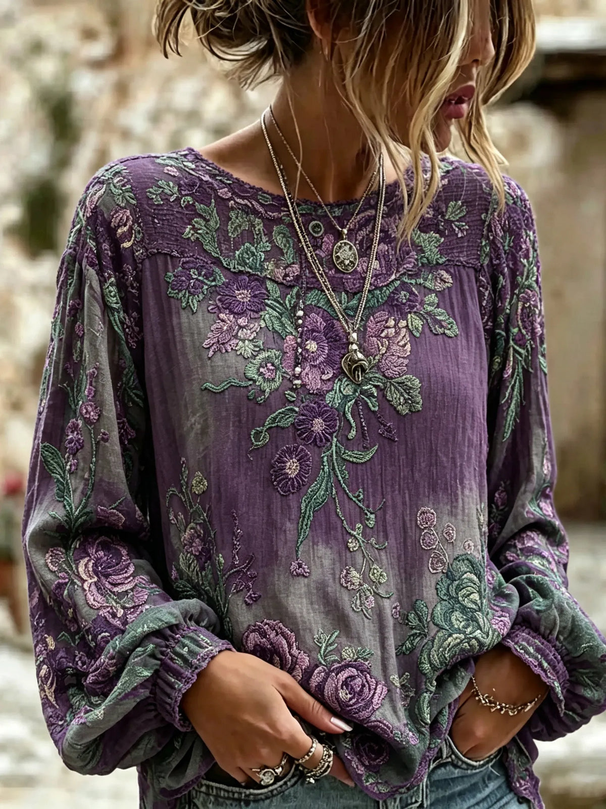 Women's Retro Floral Embroidery Cotton Linen Round Neck Long Sleeve Top