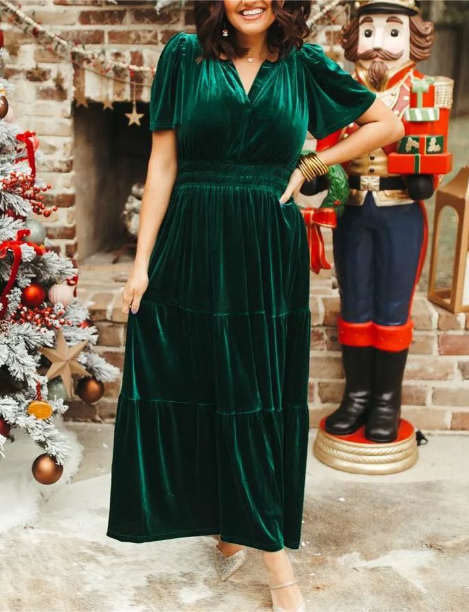 Hot Sale Women's Velvet Tiered Maxi Dress (Buy 2 Free Shipping)