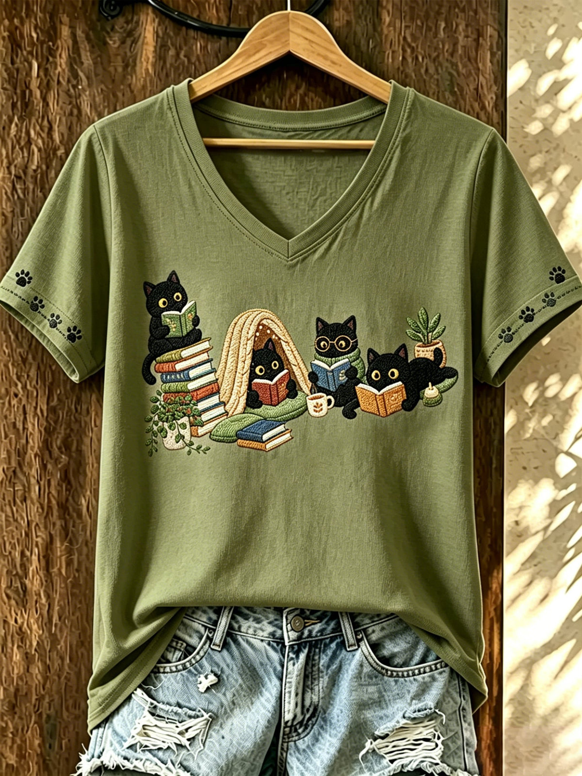 Women's Cat-Print Top