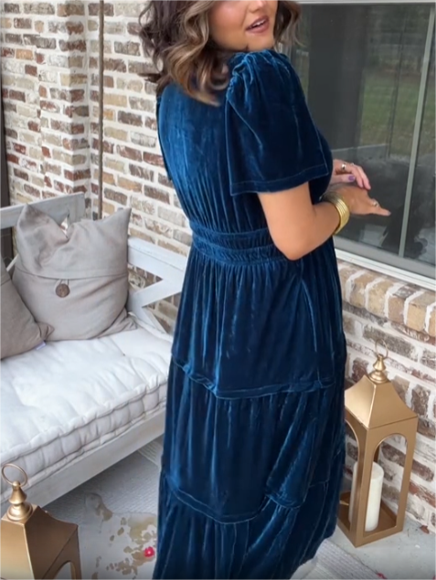 Hot Sale Women's Velvet Tiered Maxi Dress (Buy 2 Free Shipping)