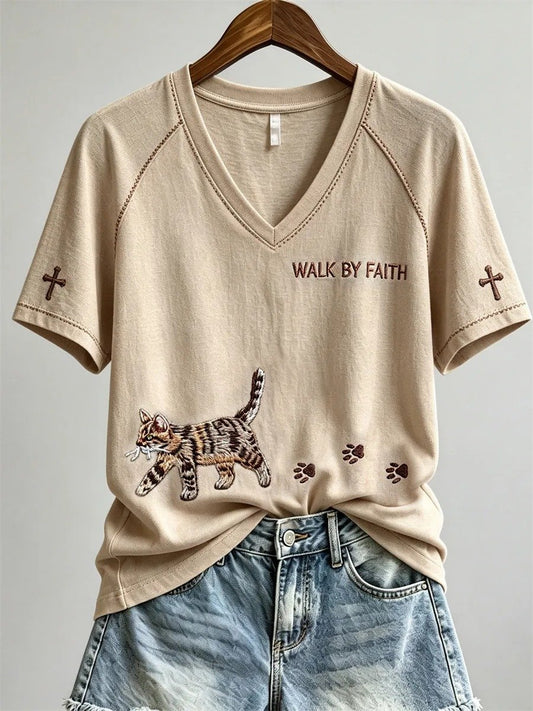 Women's Walk By Faith Tabby Cat & Paw Prints short-sleeved T-shirt