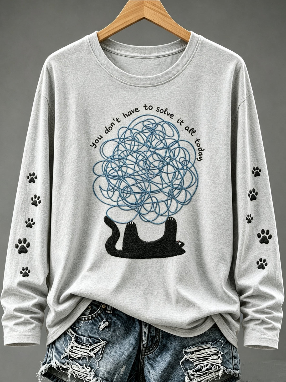 Women's Healing Cat Round Neck Long Sleeve Top