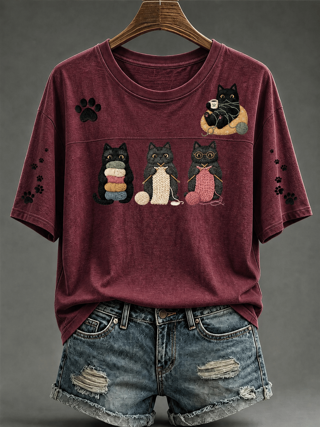 Women's knitted kitten print crew neck sweater top