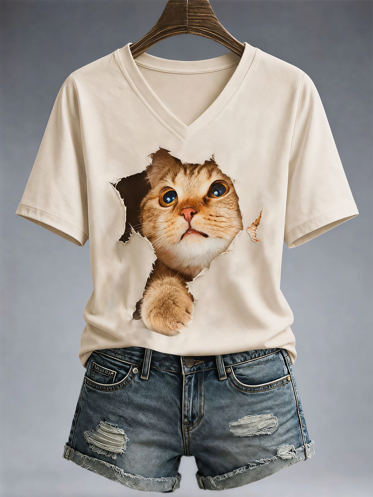 Women's Cat Themed Animal Print T-Shirt