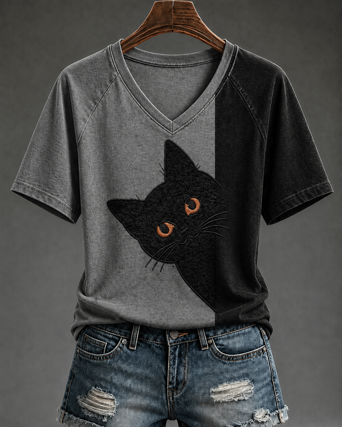 Women's Retro Black Cat Print V-Neck Top