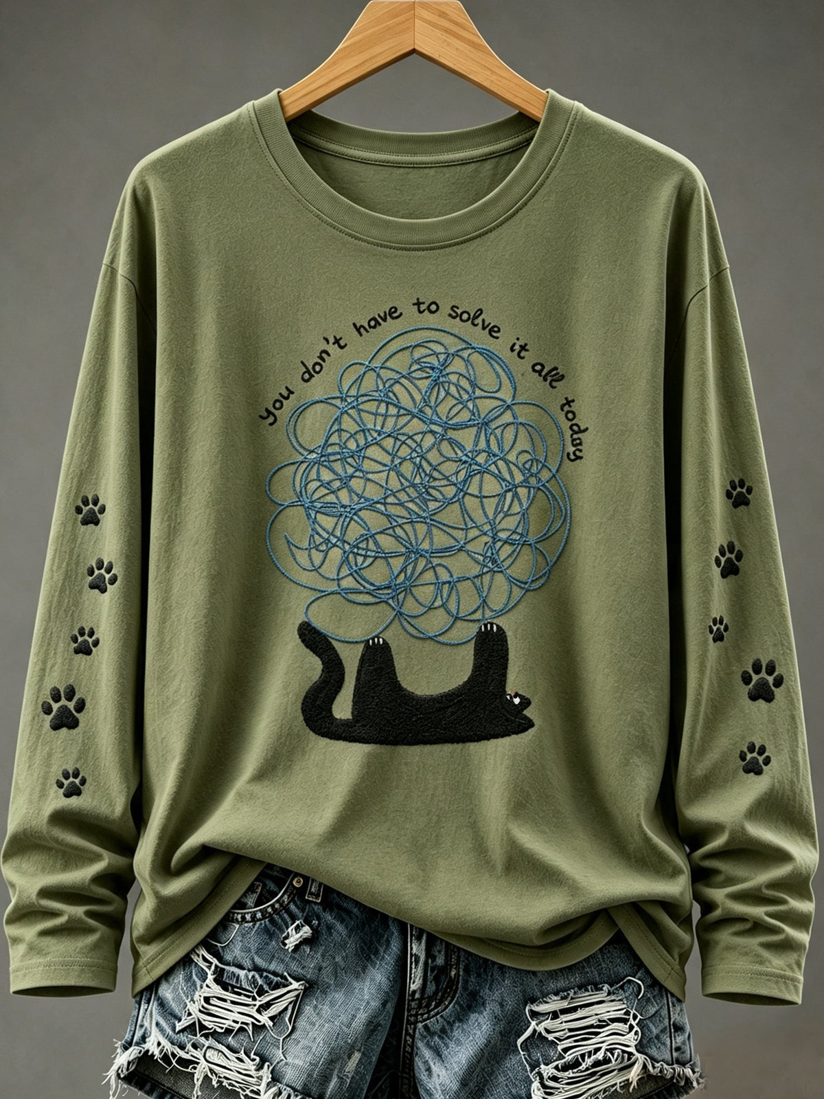 Women's Healing Cat Round Neck Long Sleeve Top