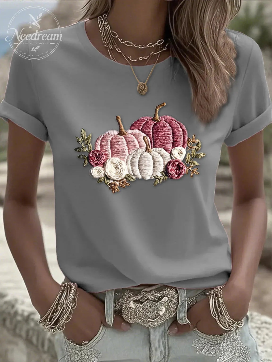 Women's casual pink pumpkin T-shirt