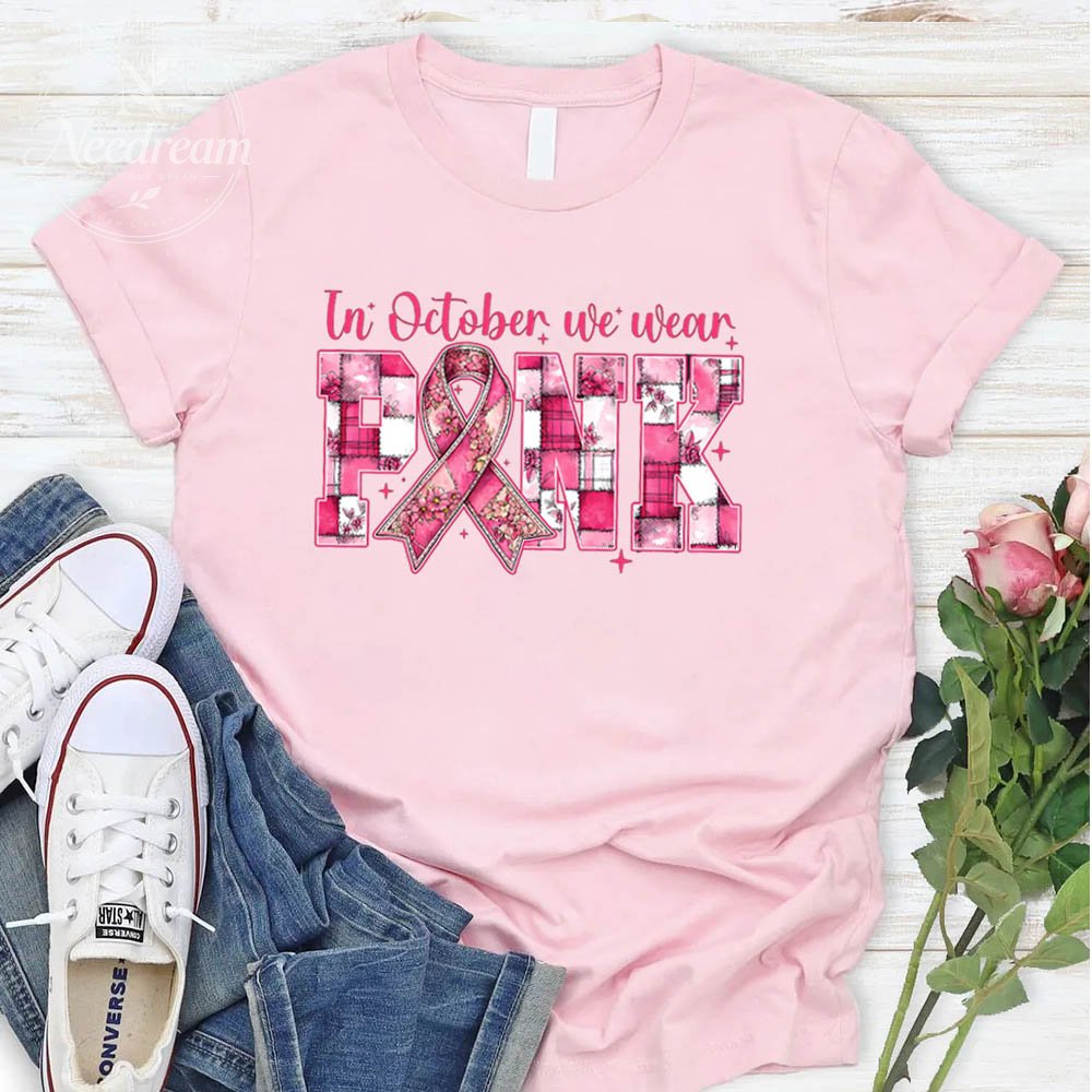 Women's Vintage In October We Wear Pink  Pattern Round-Neck T-Shirt